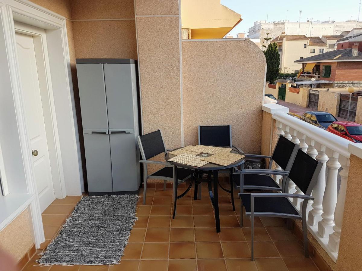 Townhouse Guardamar Lägenhet Guardamar del Segura Exteriör bild