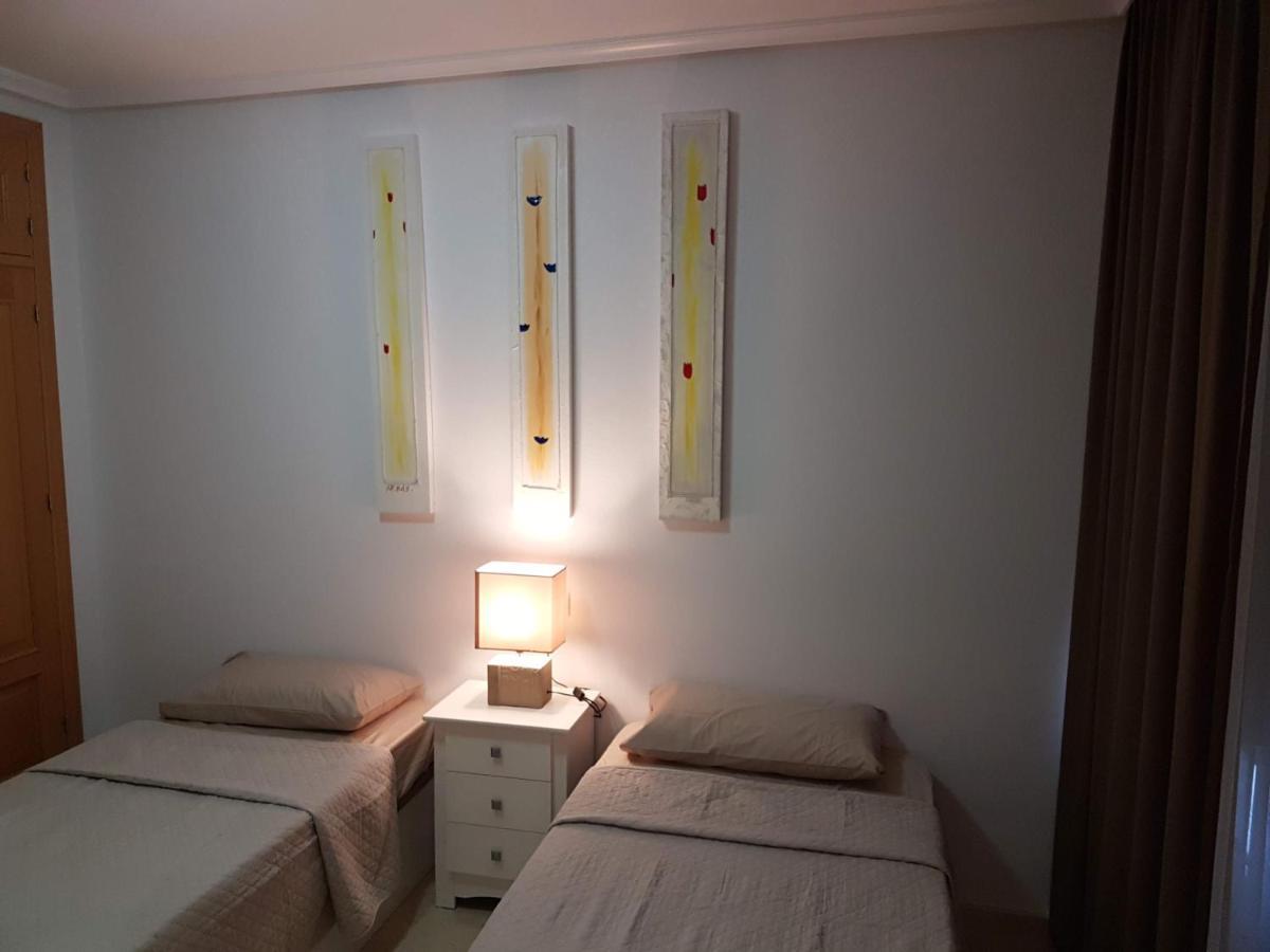 Townhouse Guardamar Lägenhet Guardamar del Segura Exteriör bild